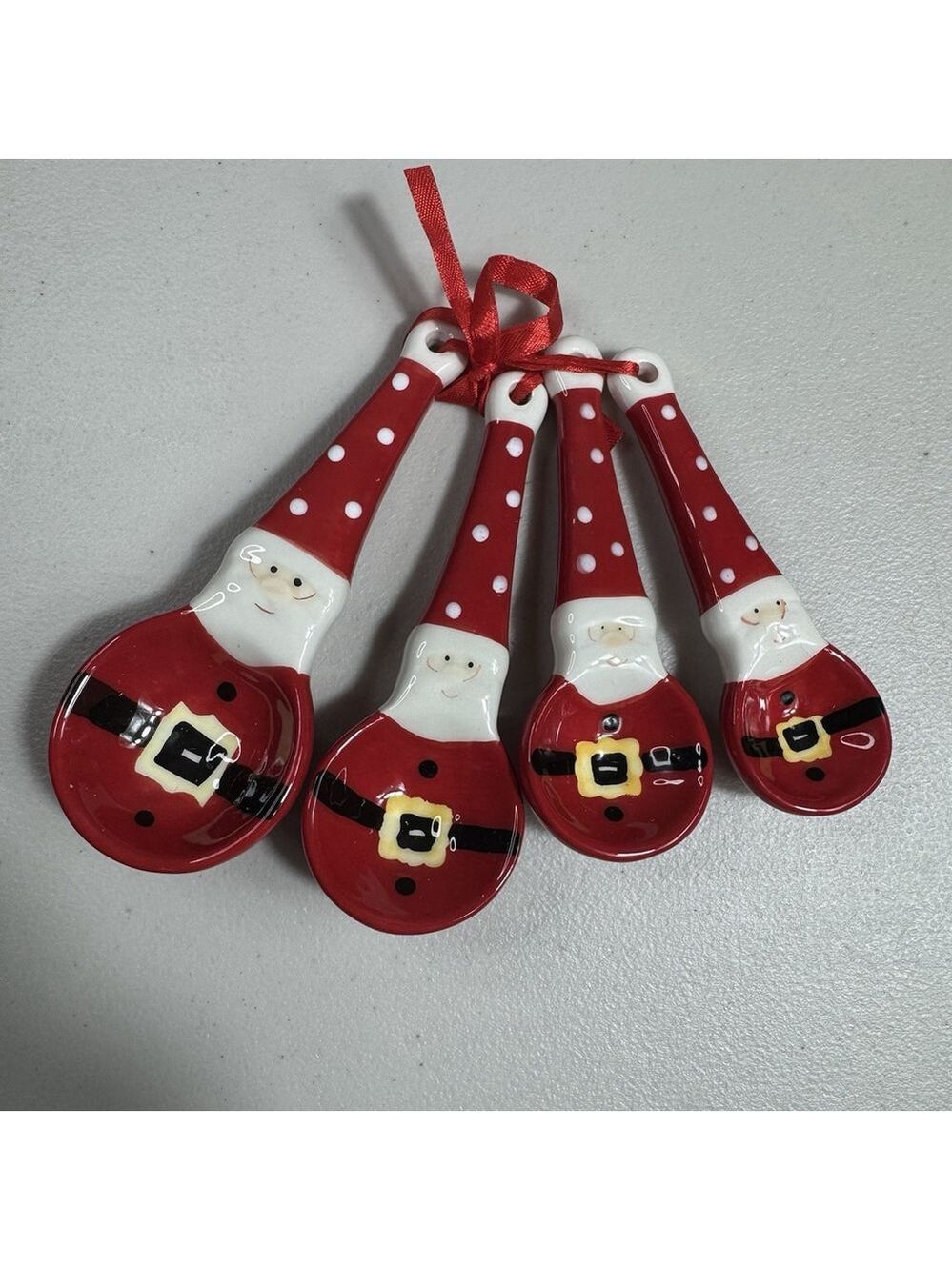 Gibson Home Santa Christmas Ceramic Measuring Spoons 4 Piece Set